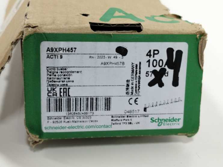 Schneider Electric A9XPH457 Acti9 Comb Busbar 4P 100A 57 Mod - 5 Pcs.