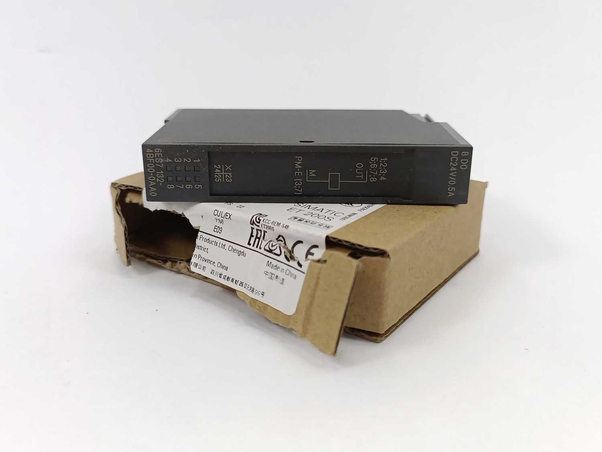 Siemens 6ES7132-4BF00-0AA0 Electronics module for ET 200S, 8 DO 24 V DC/0.5 A