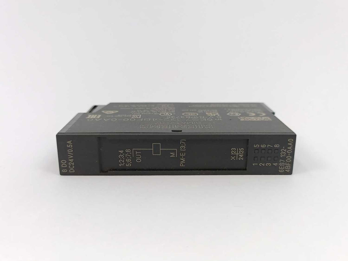 Siemens 6ES7132-4BF00-0AA0 Electronics module for ET 200S, 8 DO 24 V DC/0.5 A