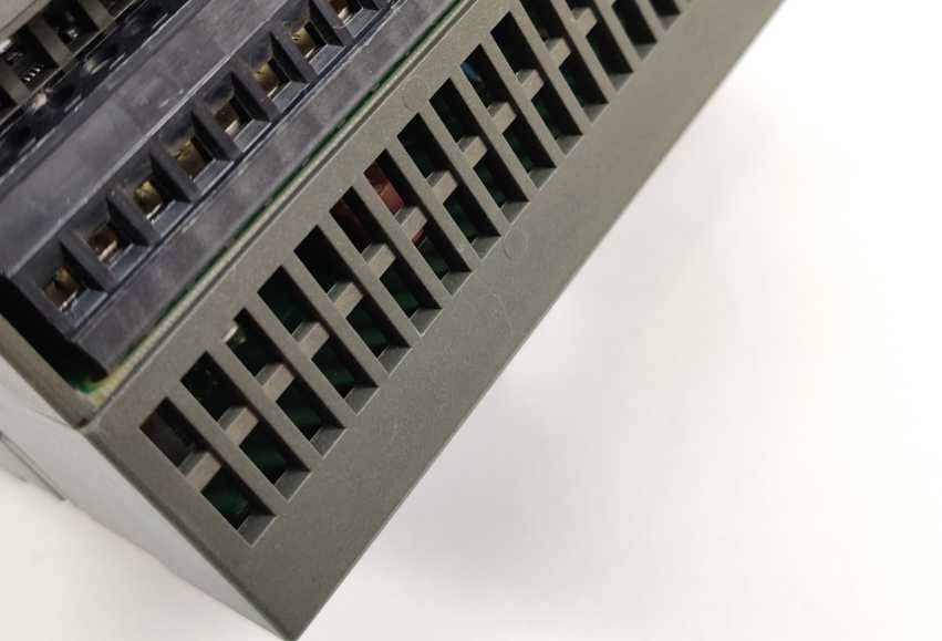 Siemens 6ES7214-1AD21-0XB0 CPU 224 compact unit