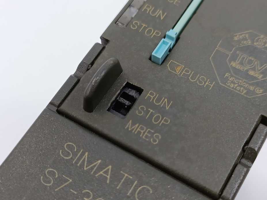 Siemens 6ES7315-6FF01-0AB0 Simatic S7-300 CPU315F-2 DP