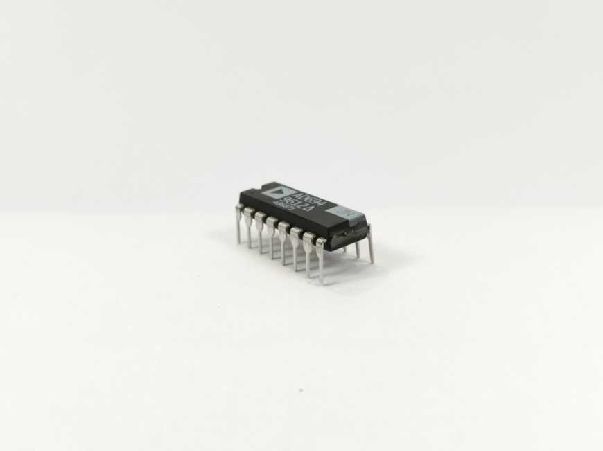 AD694JN 4-20mA Transmitter. Batch of 25 pcs.