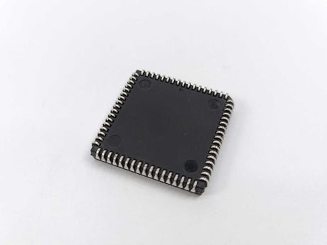 Freescale Semiconductor MCHC11F1CFNE4 Batch of 10 pcs.