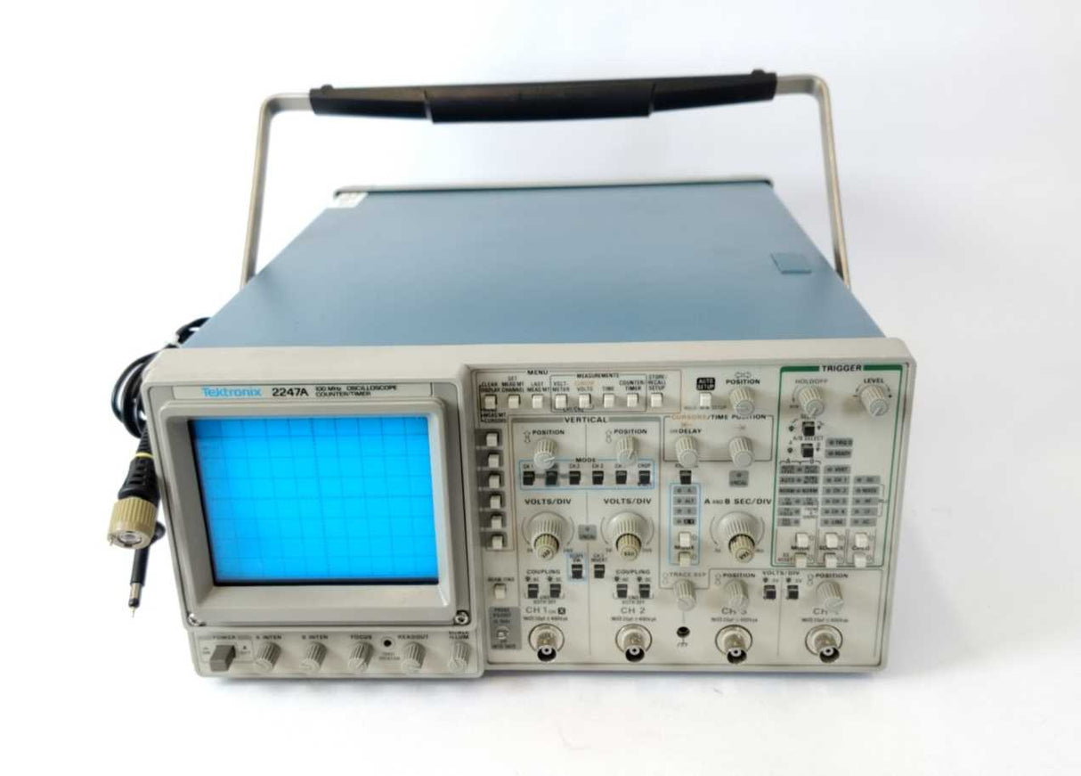 Tektronix 2247A Analog Oscilloscope four-channel 100MHz