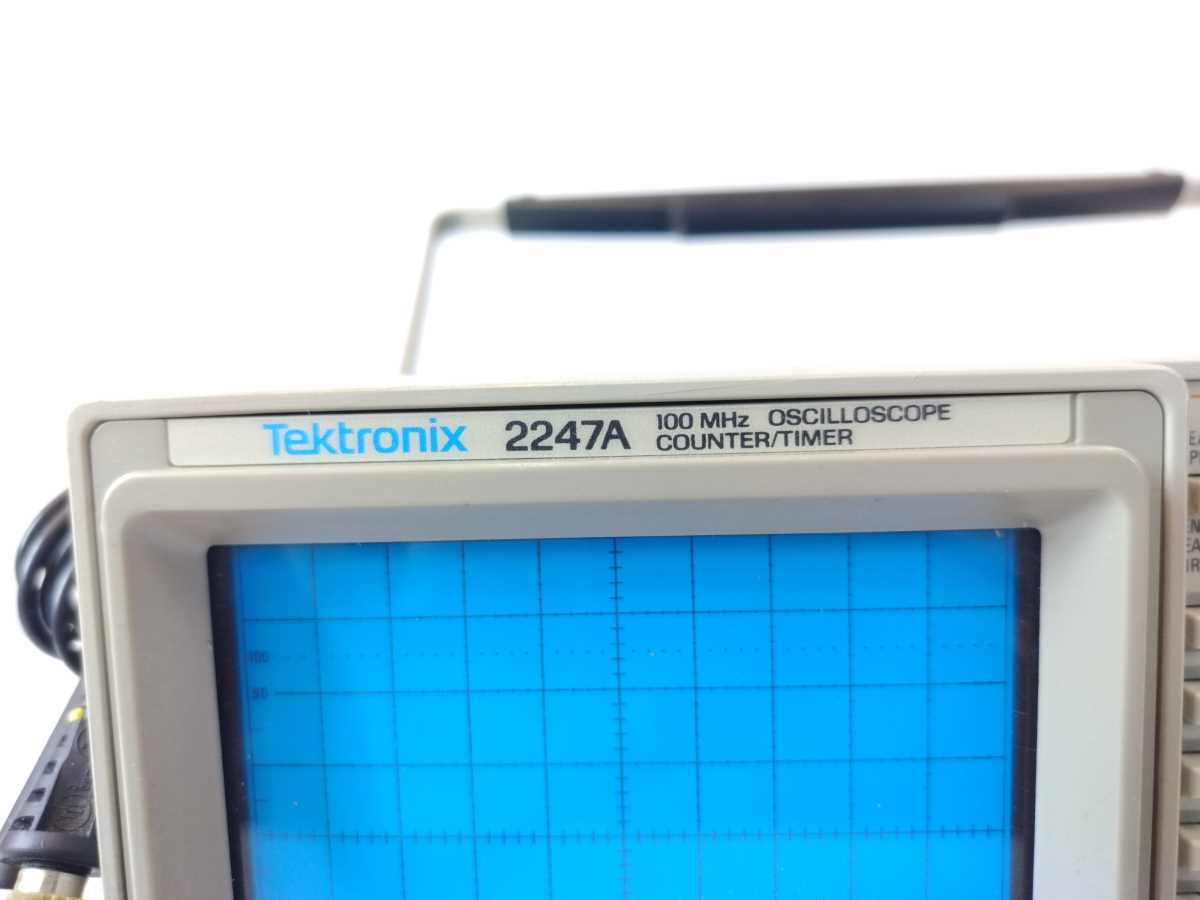 Tektronix 2247A Analog Oscilloscope four-channel 100MHz