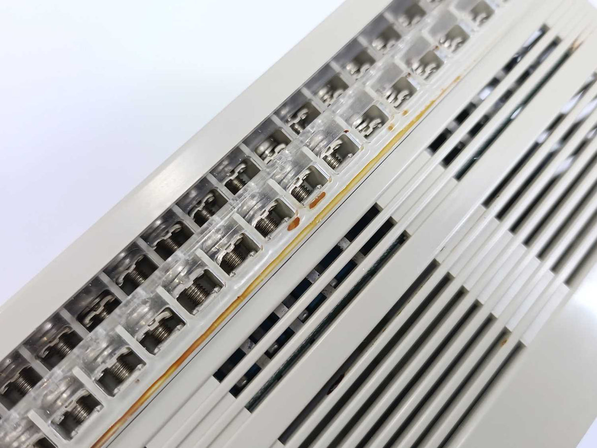 HITACHI EC2-D40HRP Programmable Controller 24VDC
