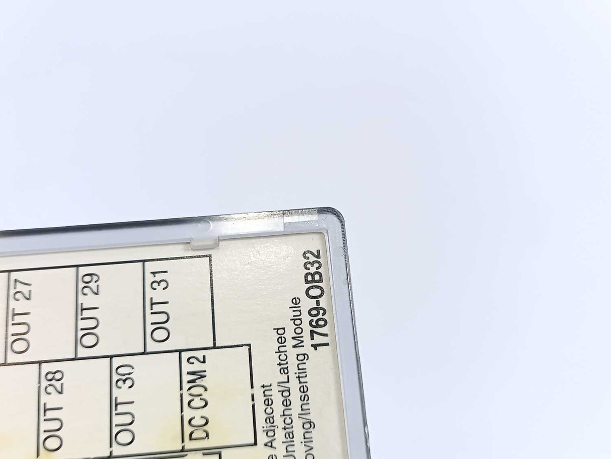 AB 1769-OB32 Ser. A Sourcing Output Module
