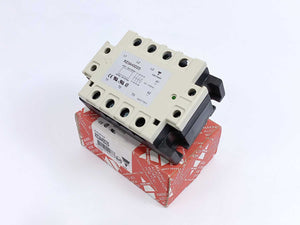 Carlo Gavazzi RZ3A40D25 3-Pole Panel Mount SSR