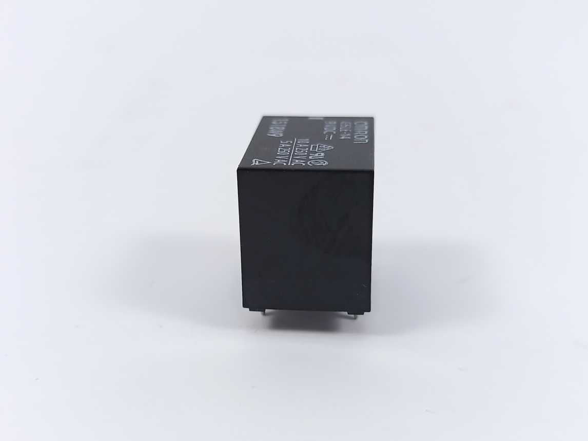 OMRON G5LE-14 PCB Relay SPDT Sealed 5VDC 6 Pcs.