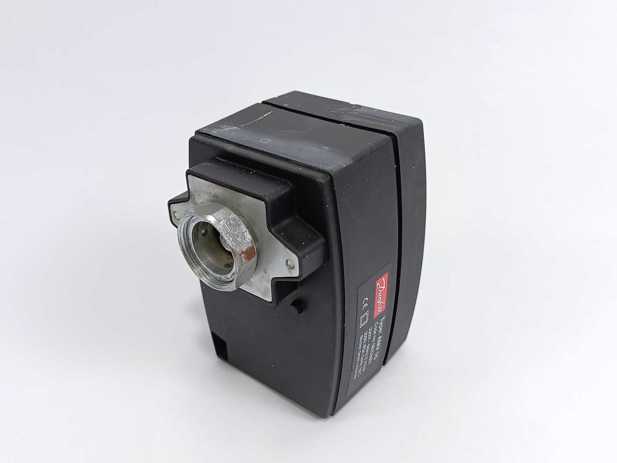 Danfoss 082G3001 AMV 10 Electrical Actuator 230V 14s/mm 5mm 300N