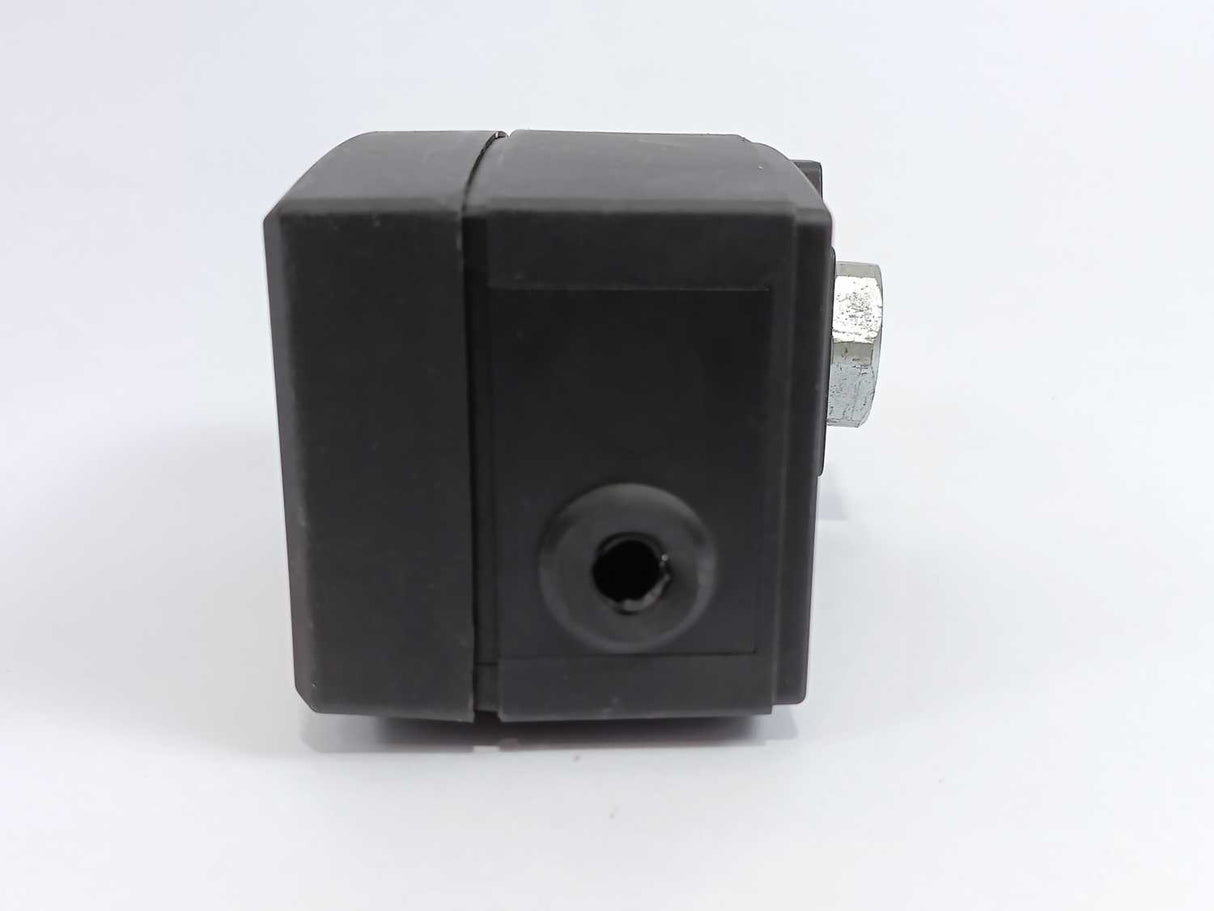 Danfoss 082G3001 AMV 10 Electrical Actuator 230V 14s/mm 5mm 300N
