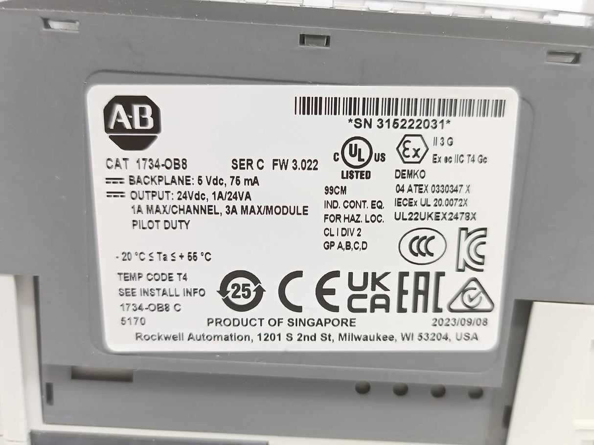 AB 1734-OB8 POINT I/O 8 Point Digital Output Module, w/ 1734-TOP, Batch of 2 pcs