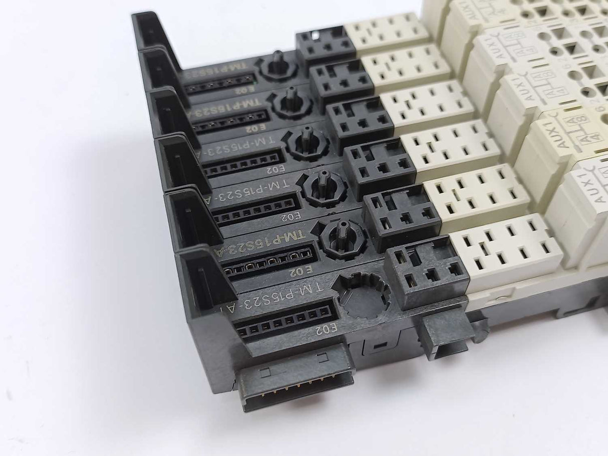 Siemens 6ES7193-4CC20-0AA0 SIMATIC Terminal Module TM-P15S23-A1, Batch of 6 pcs.