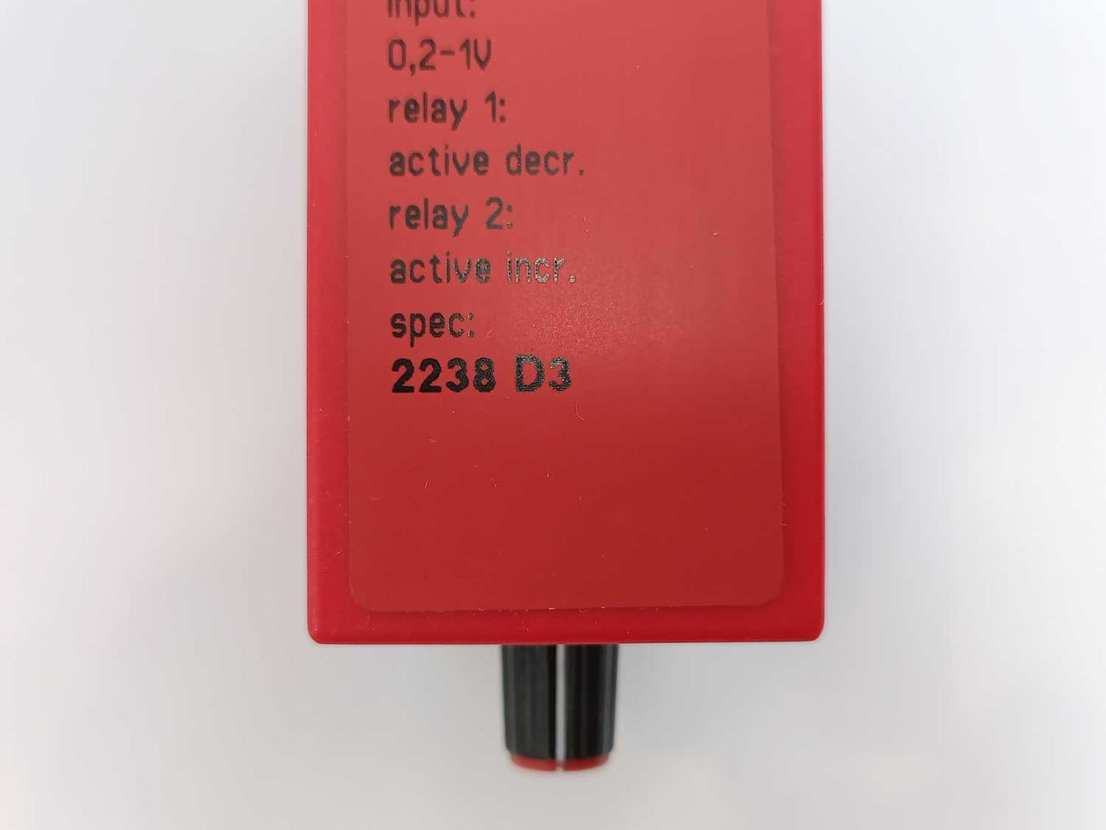PR Electronics 2238 D3 Limit Switch IN:0,2-1V