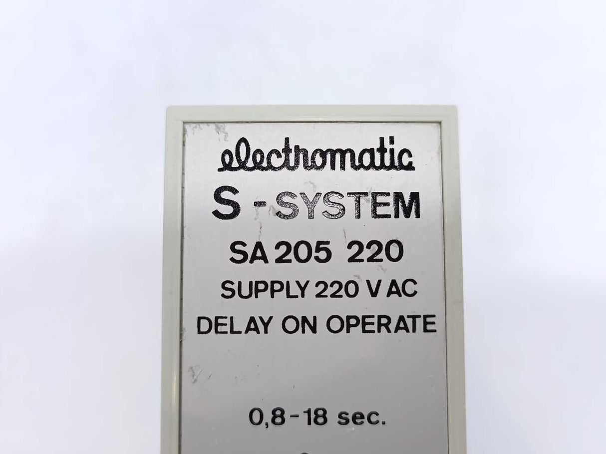 Electromatic SA 205 220 S-System Delay On Operate Timer 0,8-18 sec.