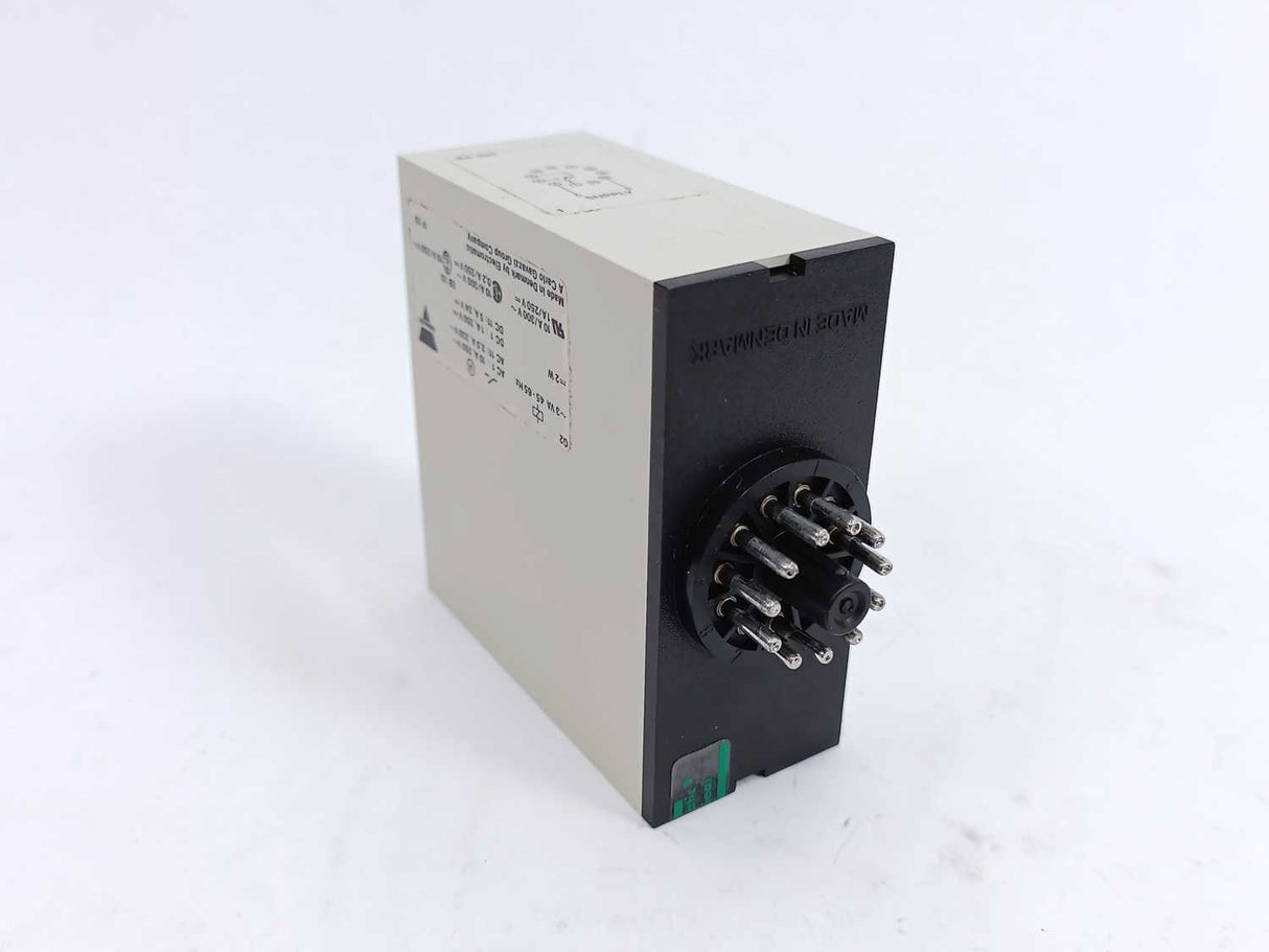 Carlo Gavazzi SA 105 724 S-System Delay on Operate