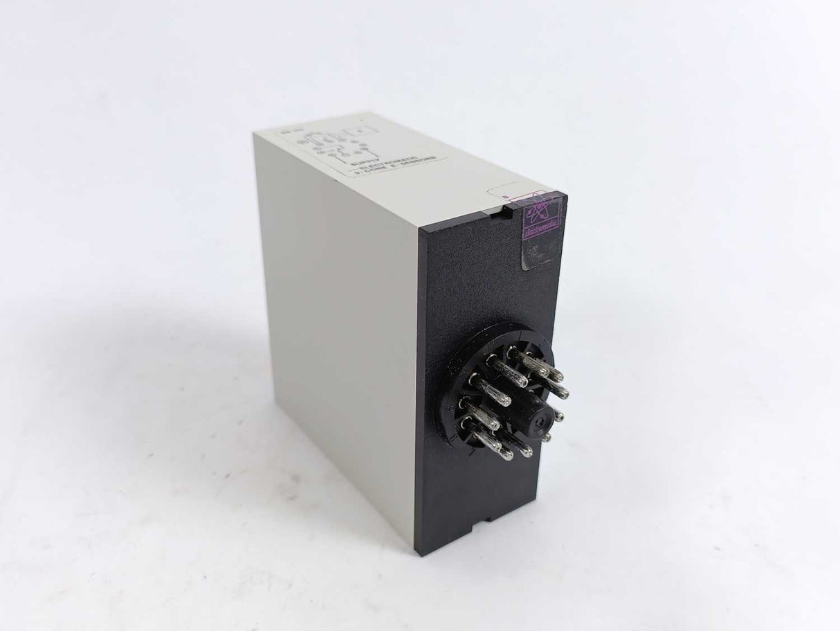 Electromatic SB175 220 Interval Timer 0,15-3sec. Supply 220VAC