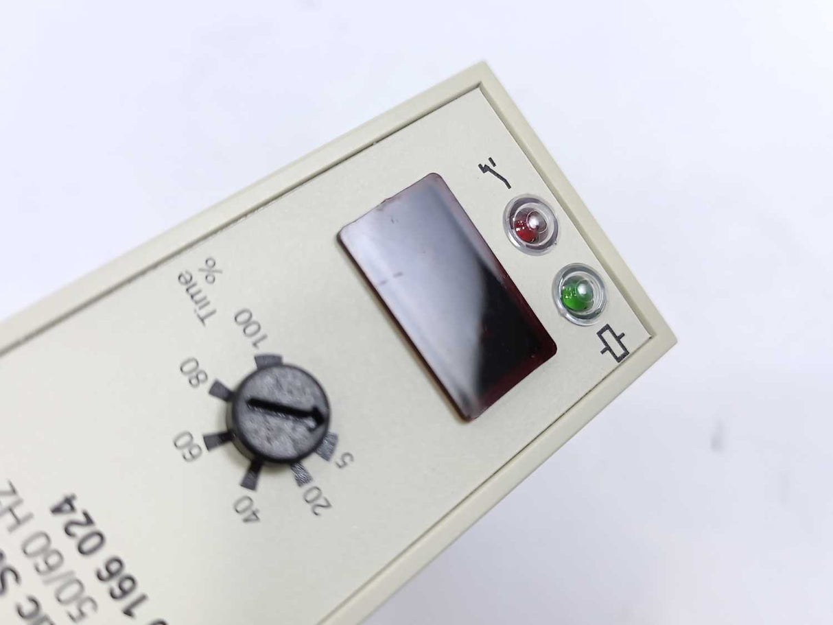 Carlo Gavazzi S 110 166 024 Combi Timer. Automatic Start. 24 VAC 50/60 Hz