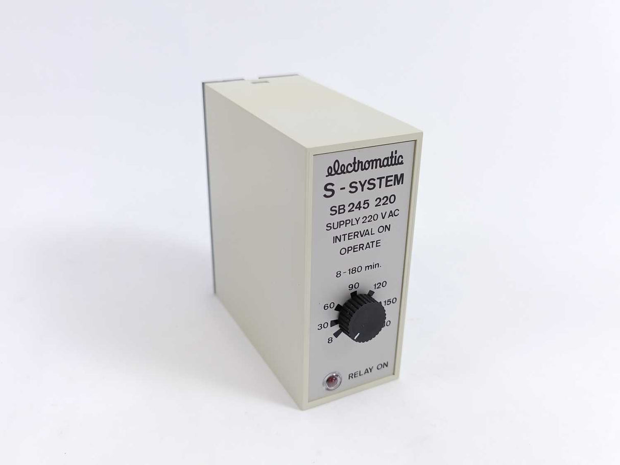 Electromatic SB 245 220 Interval On Operate. 8-180 min.