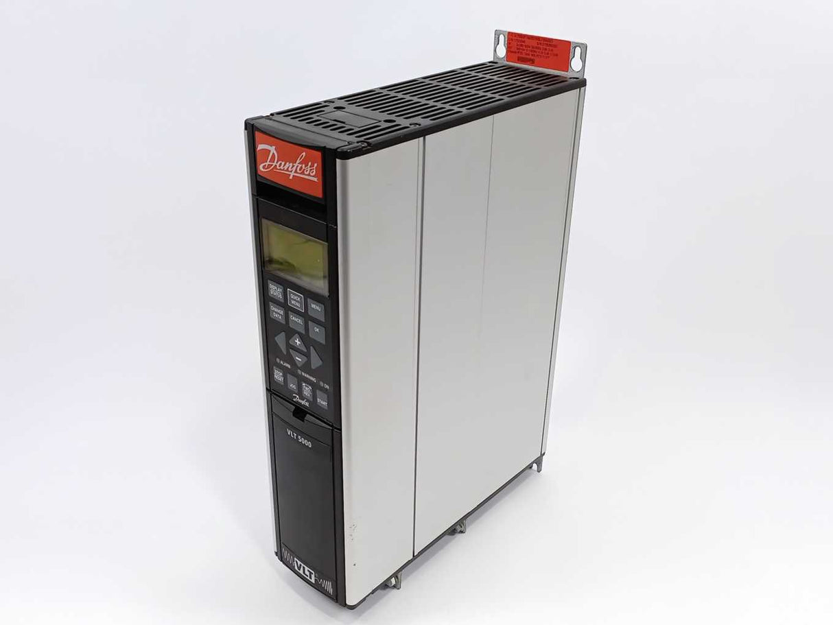 Danfoss 175Z0046 VLT5000 3.1kVA with 175Z0401 VLT5003PT5B