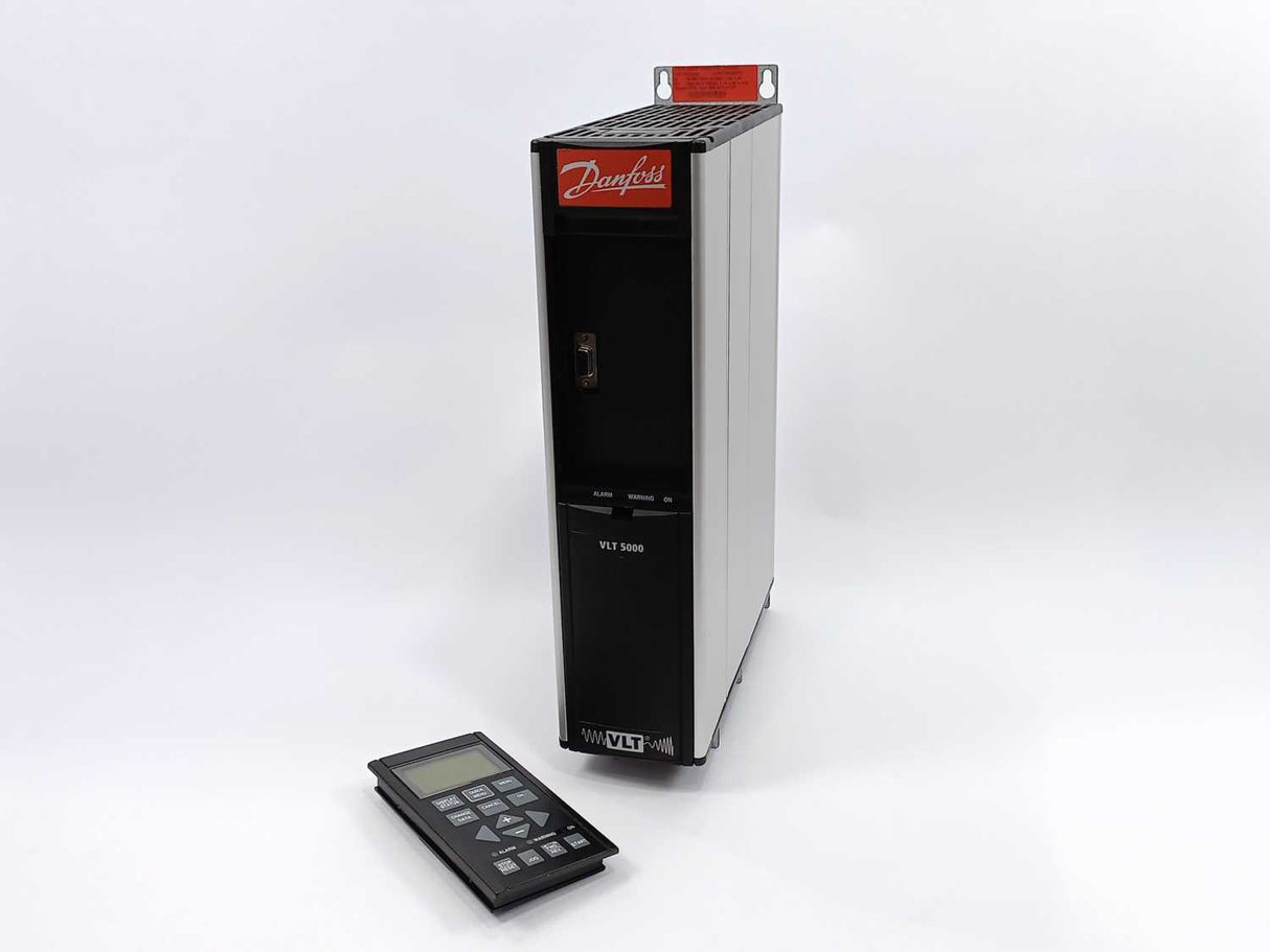 Danfoss 175Z0046 VLT5000 3.1kVA with 175Z0401 VLT5003PT5B