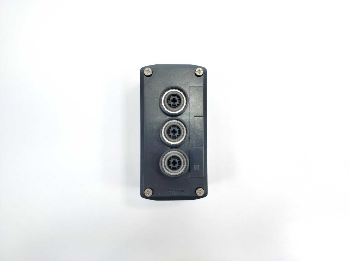 Schneider Electric XALD324 Control Station 3 Buttons
