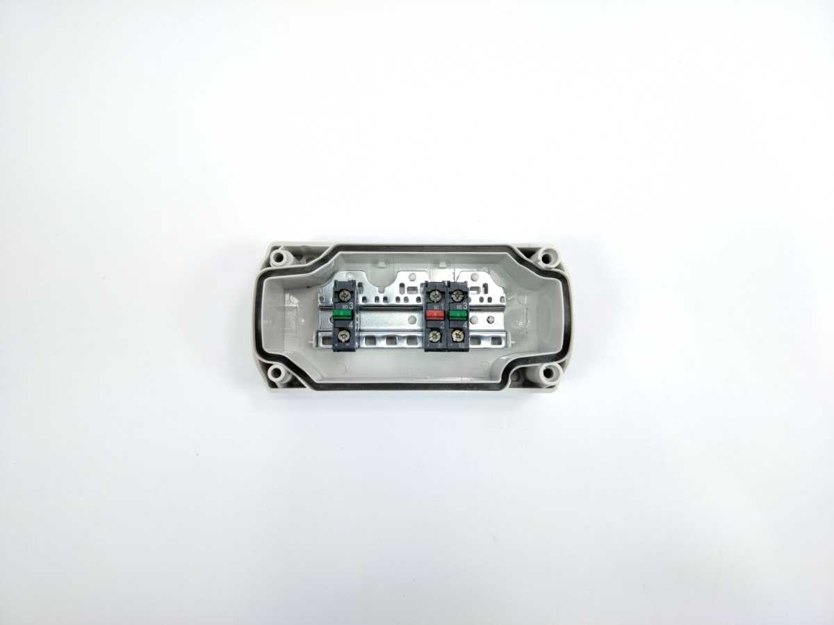 Schneider Electric XALD324 Control Station 3 Buttons