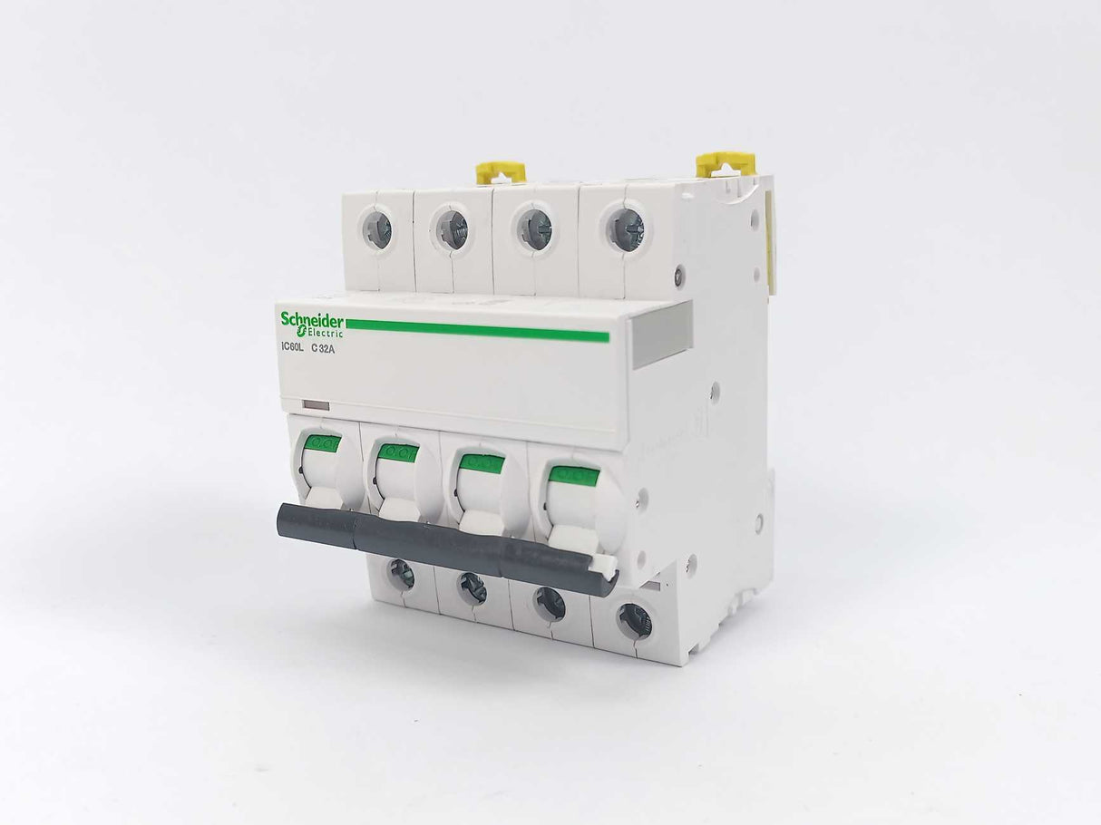 Schneider Electric A9F94432 Miniature Circuit Breaker 32A