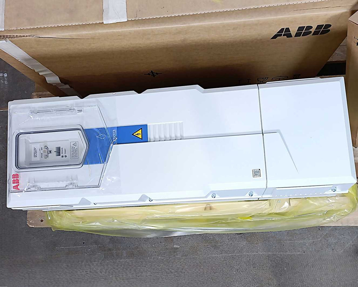 ABB 3AXD50000114733 Water Drive, ACQ580-01 ACQ580-01-145A-4+B056+J400+N2901