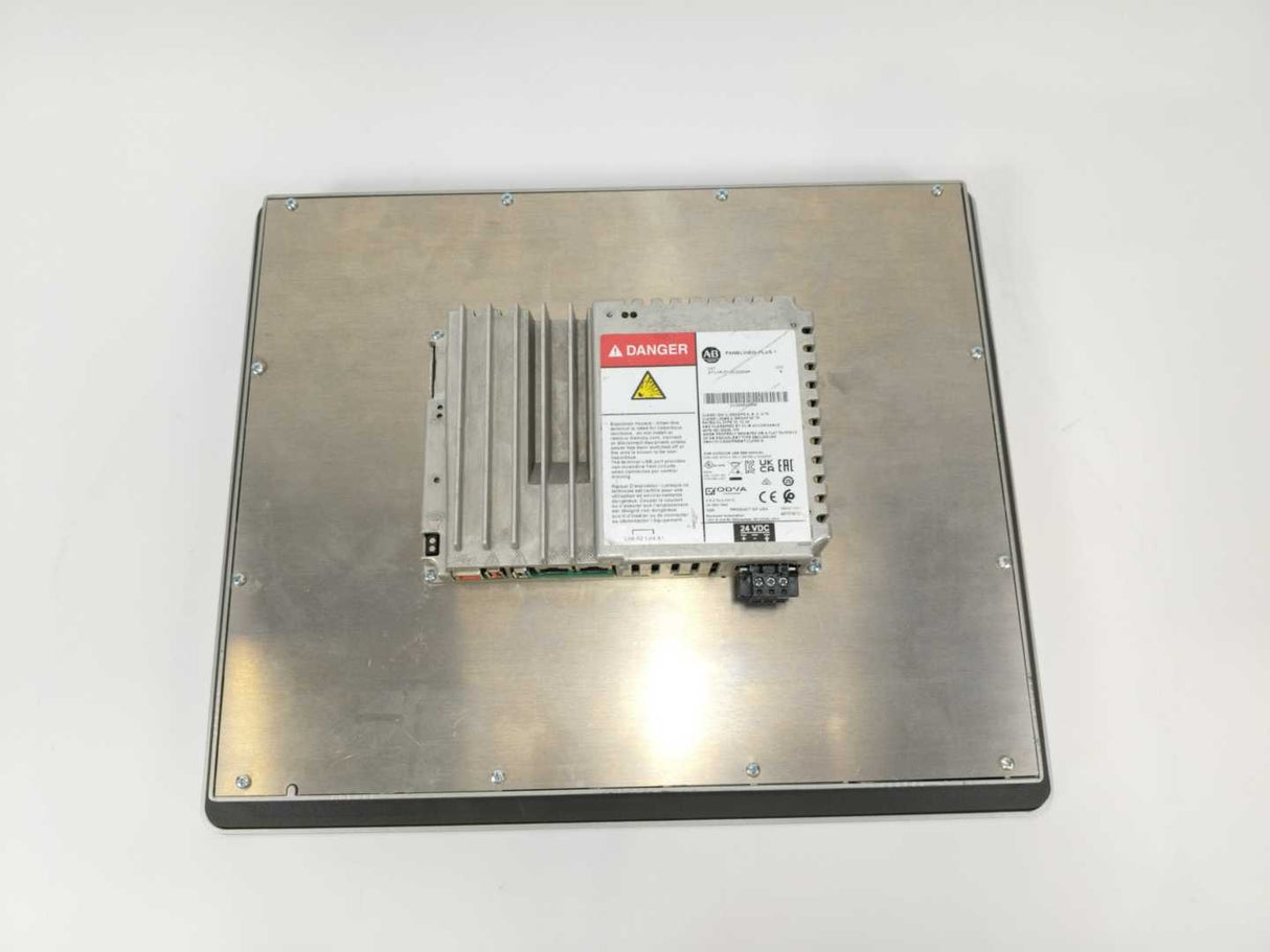 AB 2711P-T15C22D9P Ser B PanelView Plus 7