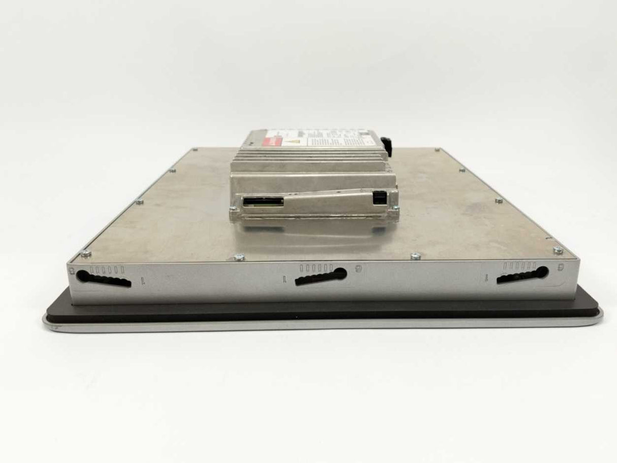 AB 2711P-T15C22D9P Ser B PanelView Plus 7