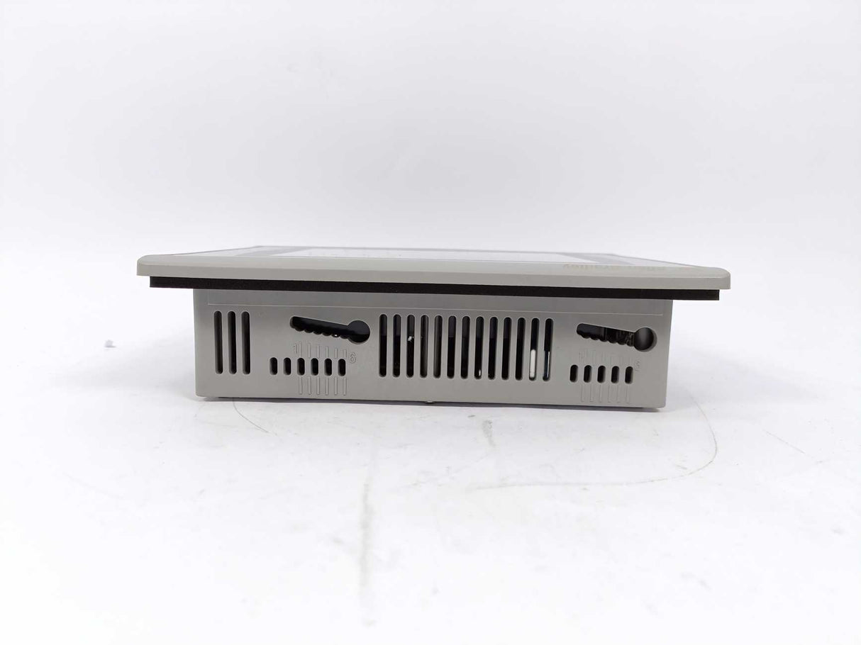 AB 2711P-T7C21D8S Ser. B PanelView Plus 7