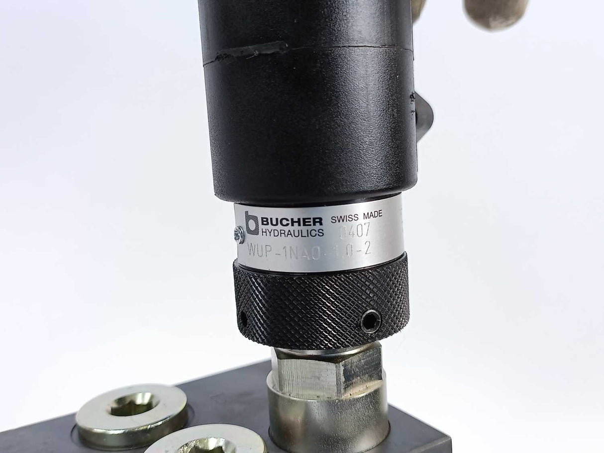 Duplomatic BLS6-CF0/11V Valve Inlet Plate w/ Bucher WUP-1NA0-1.0-2 Solenoid