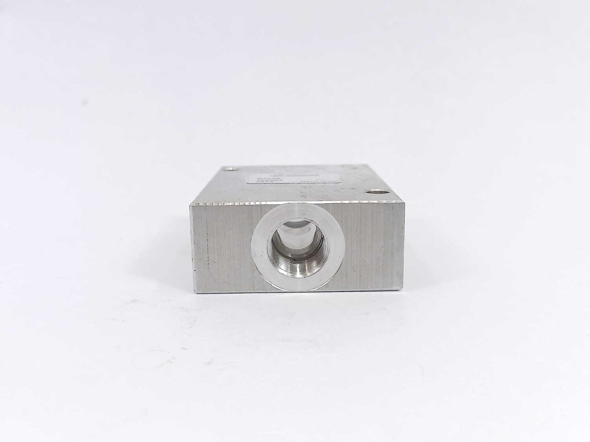 IH B7498 Hydraulic Valve Block
