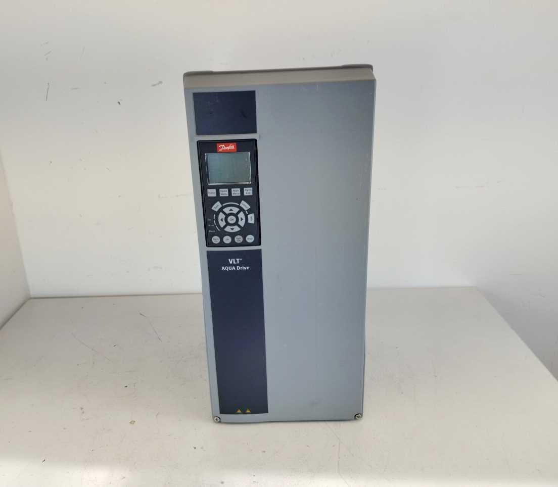 Danfoss 134F7585 Frequency converter, FC-202P11KT4E66H1XGXX  11 KW / 15 HP