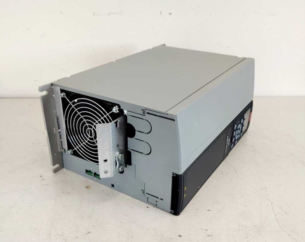 Danfoss 131F6644 FC-202P15KT4E20H1XGX 15 KW / 20 HP
