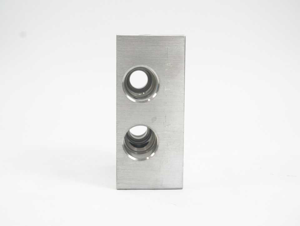 Sun Hydraulics 9705 19A J03 Hydraulic Manifold Block T-162A