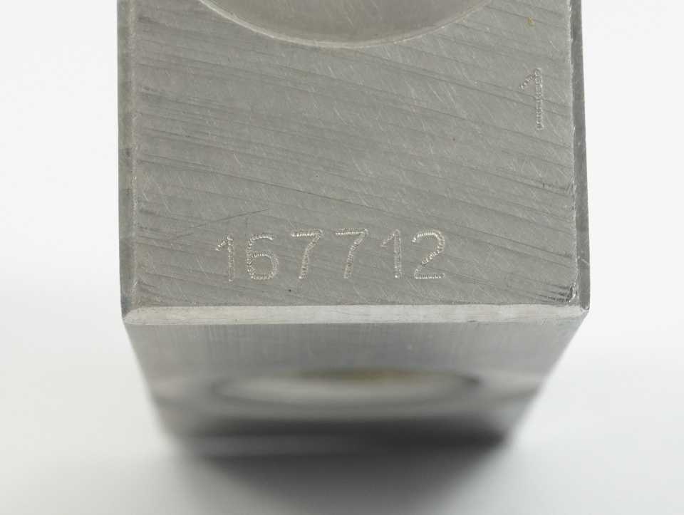 Integrated Hydraulics B8533 Hydraulic Line-Mounting Cartridge Valve Block