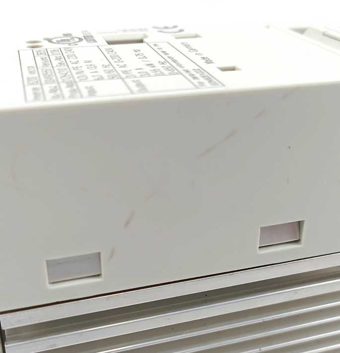 LENZE E82EV551S2C 00490550 E82EV551_2C Inverter Drive 8200 Vector