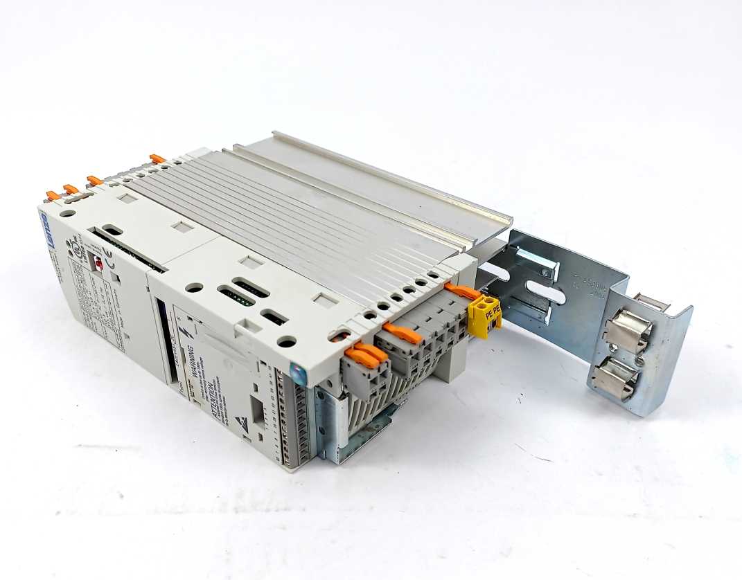 LENZE E82EV551S2C 00490550 E82EV551_2C Inverter Drive 8200 Vector