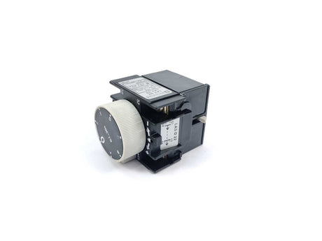 TELEMECANIQUE LA3-D22 0,1 a, 30s, Time Delay Relay