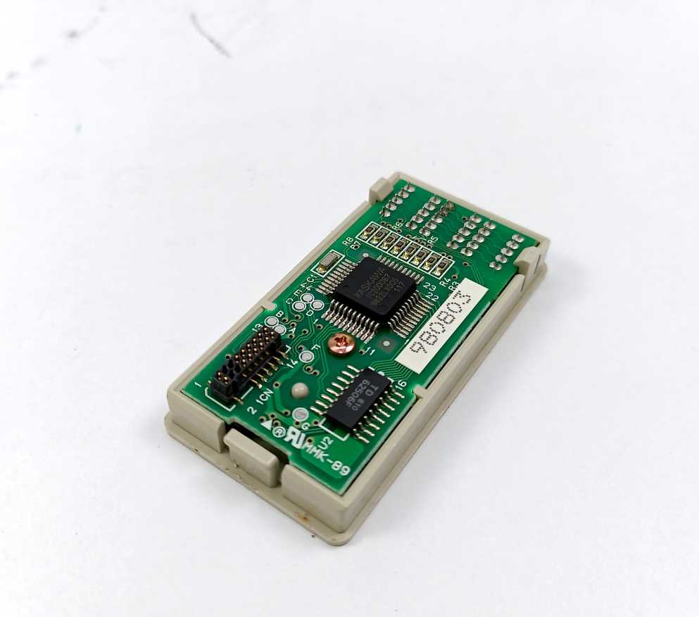 OMRON 3G3EV-AB001MA-CUES1 SYSDRIVE 3G3EV Inverter