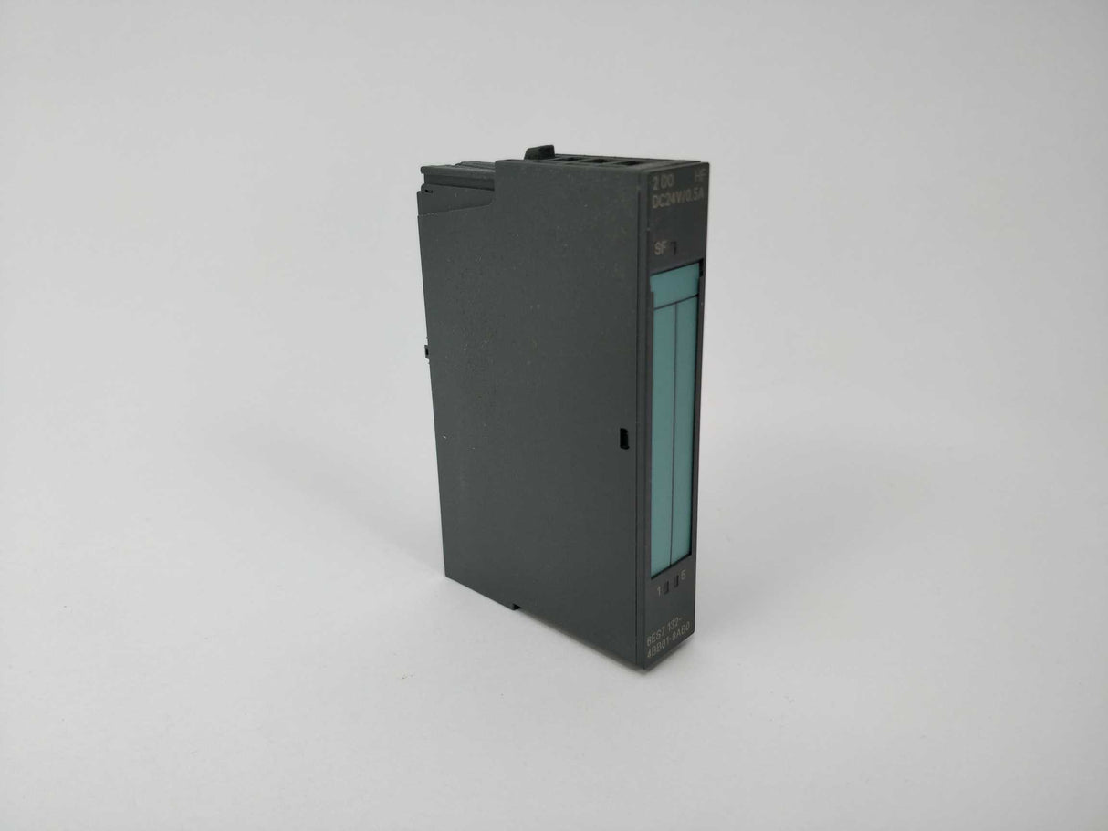 Siemens 6ES7 132-4BB01-0AB0 Digital Output Module Pack of 5 Pieces