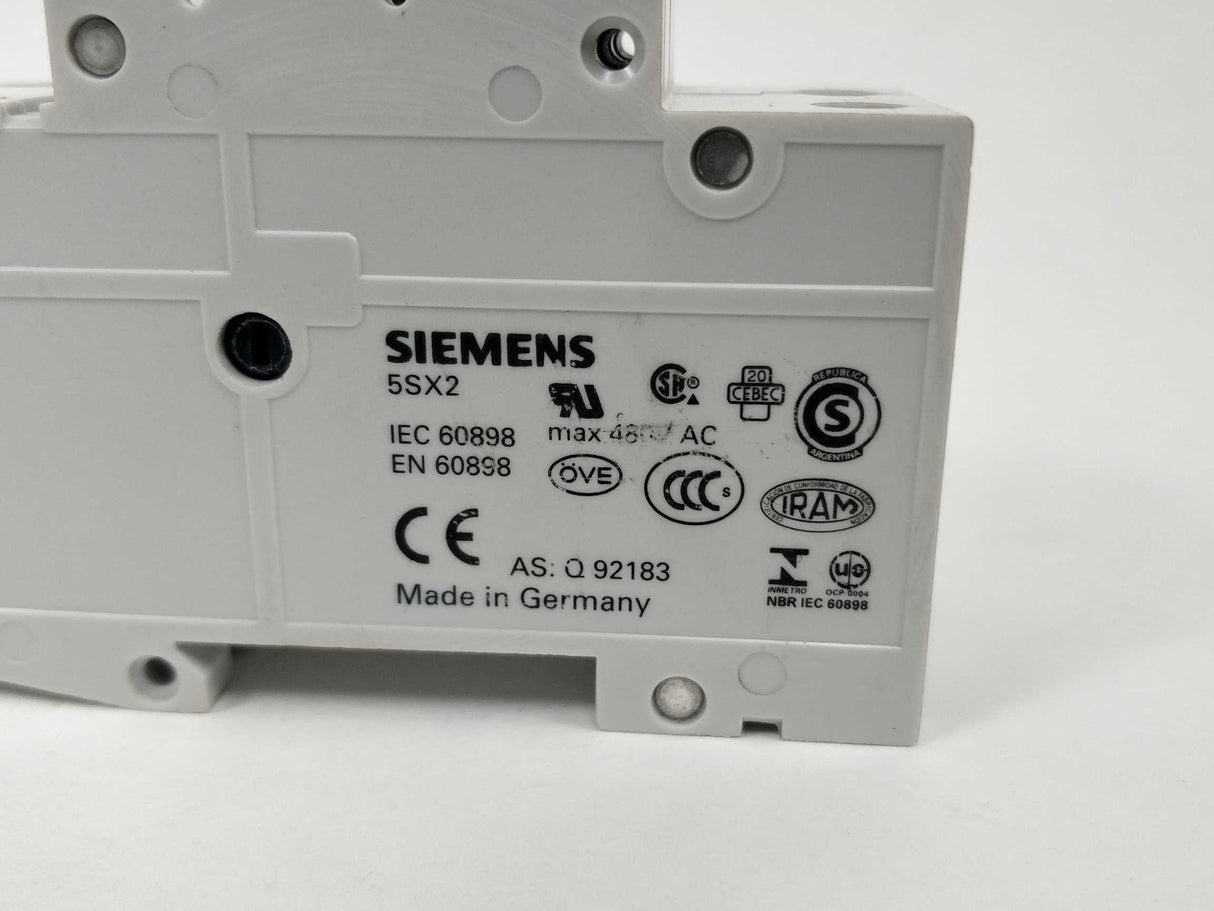 Siemens 5SX2204-7 Circuit Breaker T55