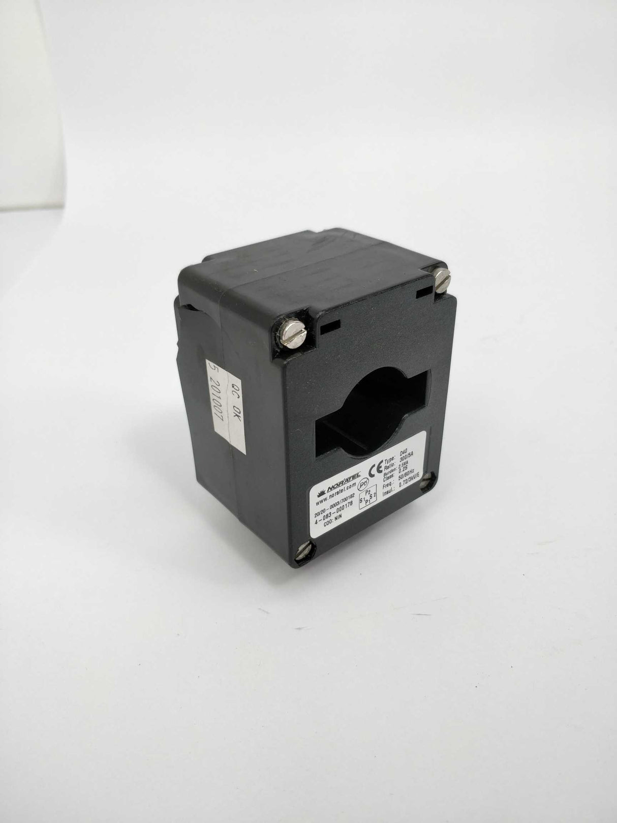 Noratel 4-083-000178 D40 300/5A Current transformer