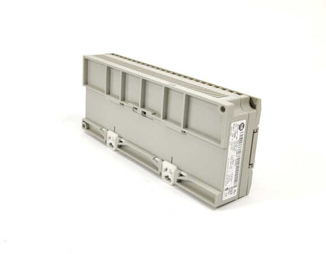 AB 1761-L32BBB Ser E MicroLogix 1000 32 Point Controller