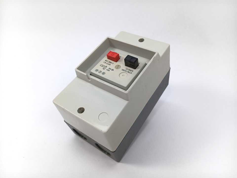 Lauritz Knudsen 10 22 033 494 Thermoplastic Enclosure for Motorstarter HV4 IP 54