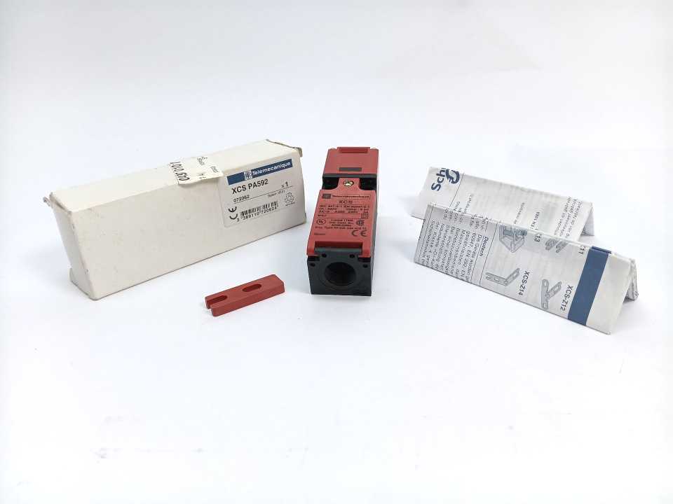 Telemecanique Sensors XCS PA592 XCS PA592 Safety Interlock Switch