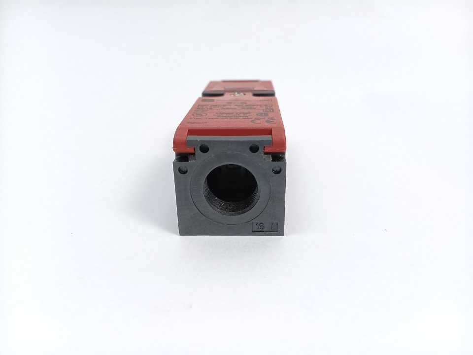 Telemecanique Sensors XCS PA592 XCS PA592 Safety Interlock Switch