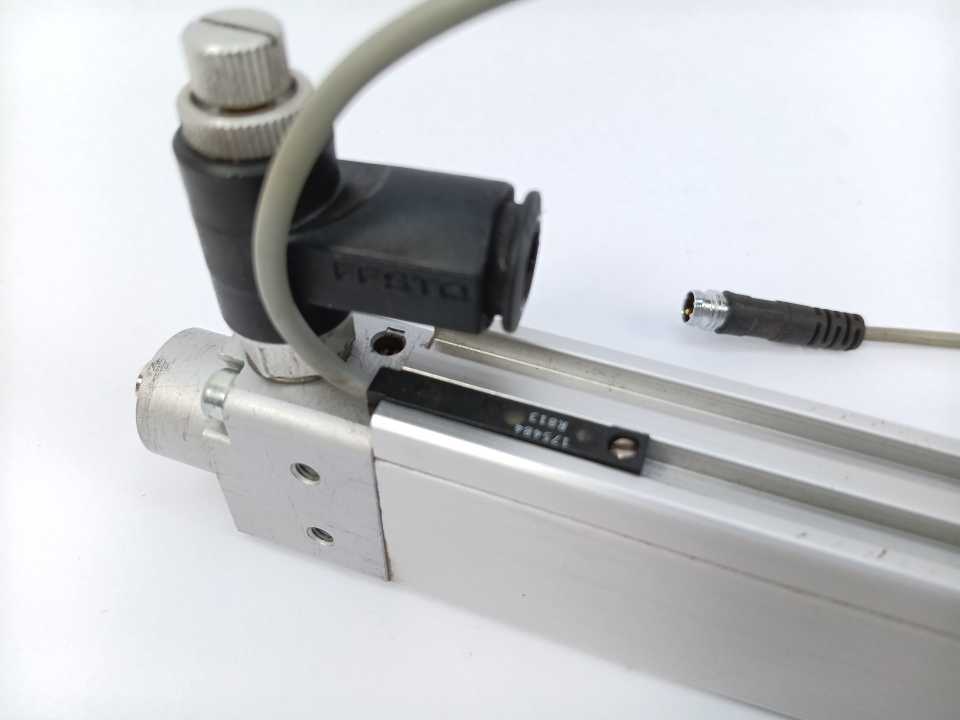 Festo 151142 DZH-20-250- Flat Linear Pneumatic Cylinder with Position Sensing